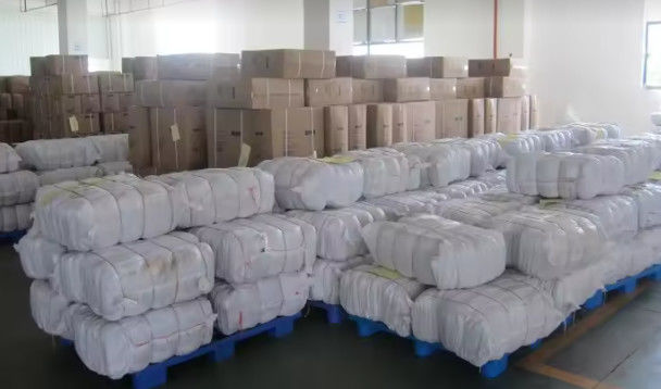 Ningbo Welwork Ppe Co., Ltd. 제조업체의 생산 라인